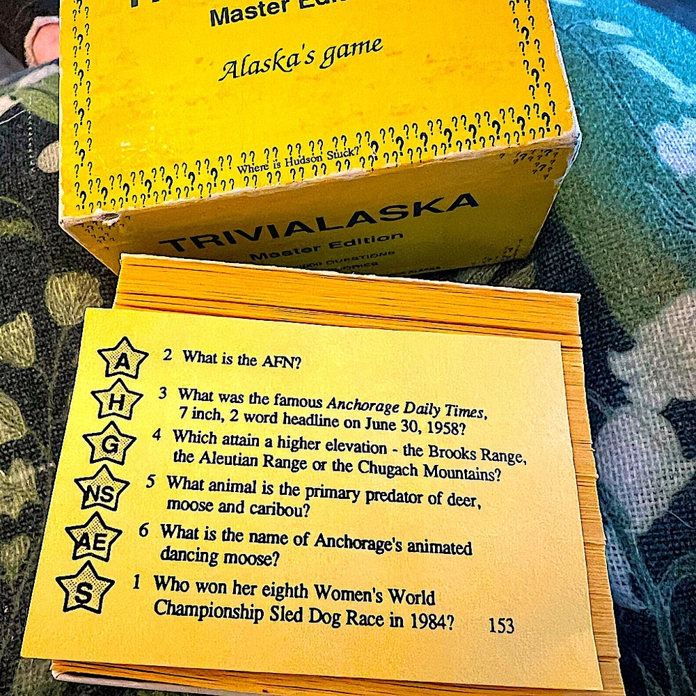 Alaska Trivia Game Master Edition - Picture 4 of 4